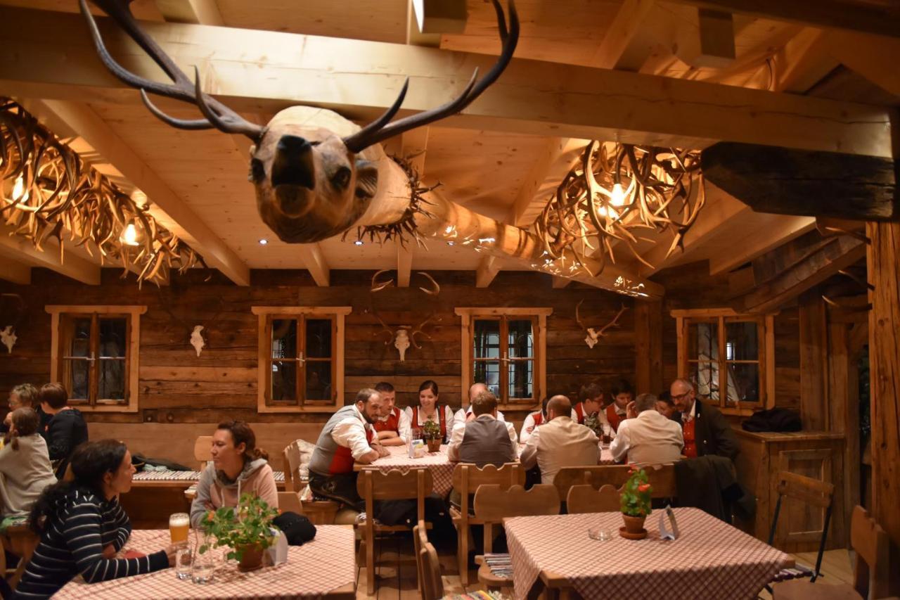 Gasthof Zacherlbräu Fusch an der Glocknerstraße Exterior foto